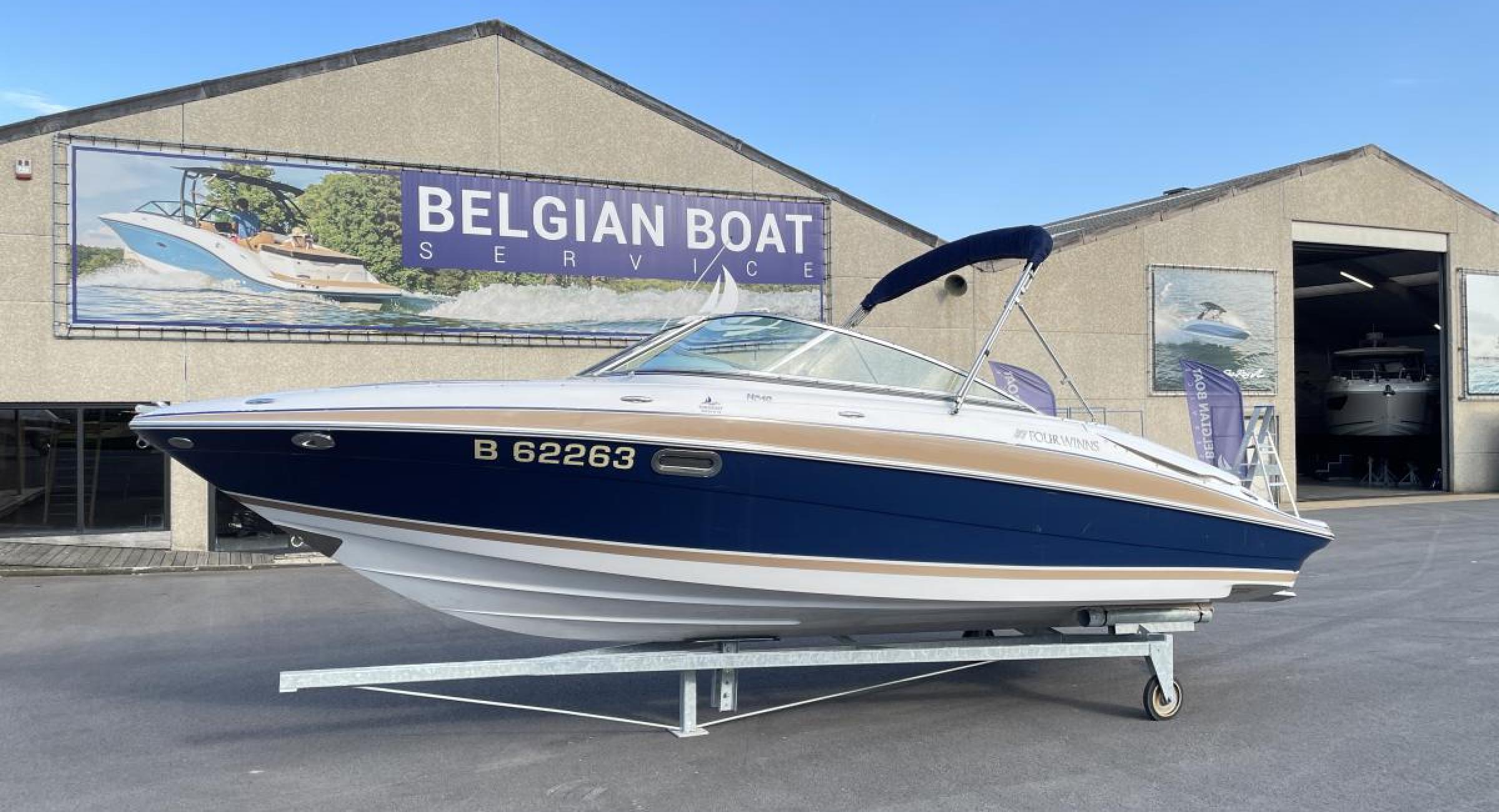 240H fourwinns Four Winns Boats