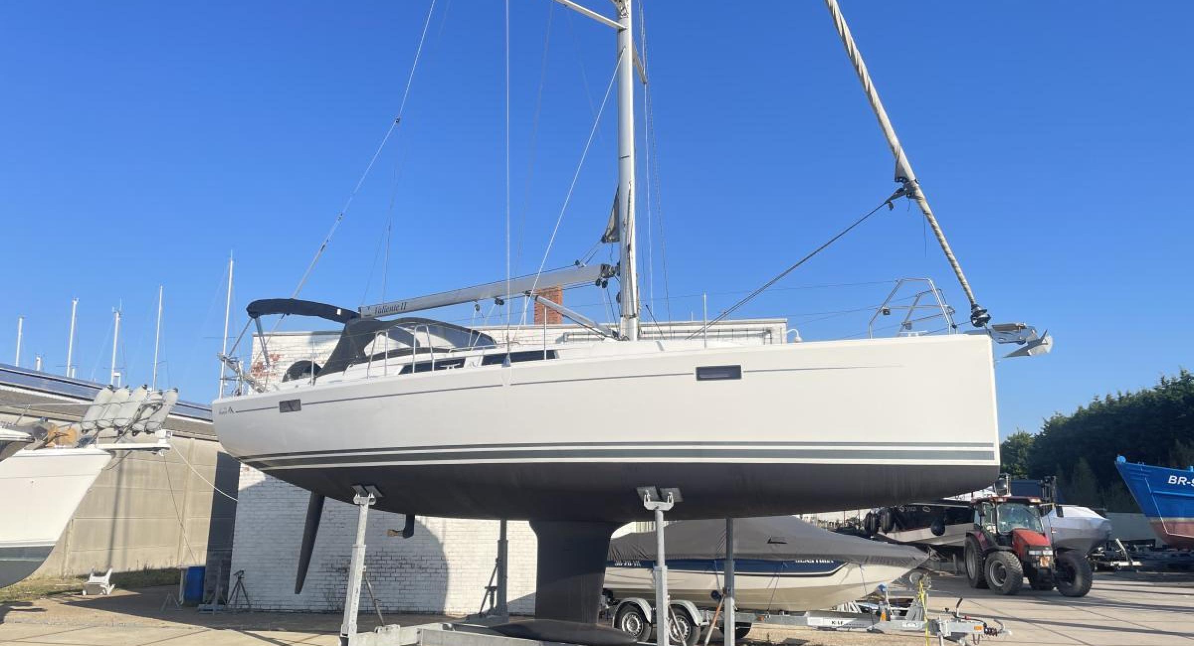 HANSEYACHTS BENETEAU JEANNEAU ZEILBOOT TE KOOP YACHT FOR SALE