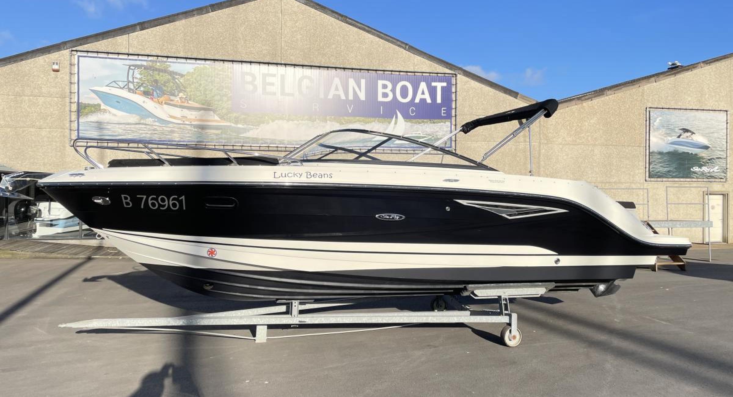 Searayboats 250 Sunsports 2dehands motorboot te koop boot te koop