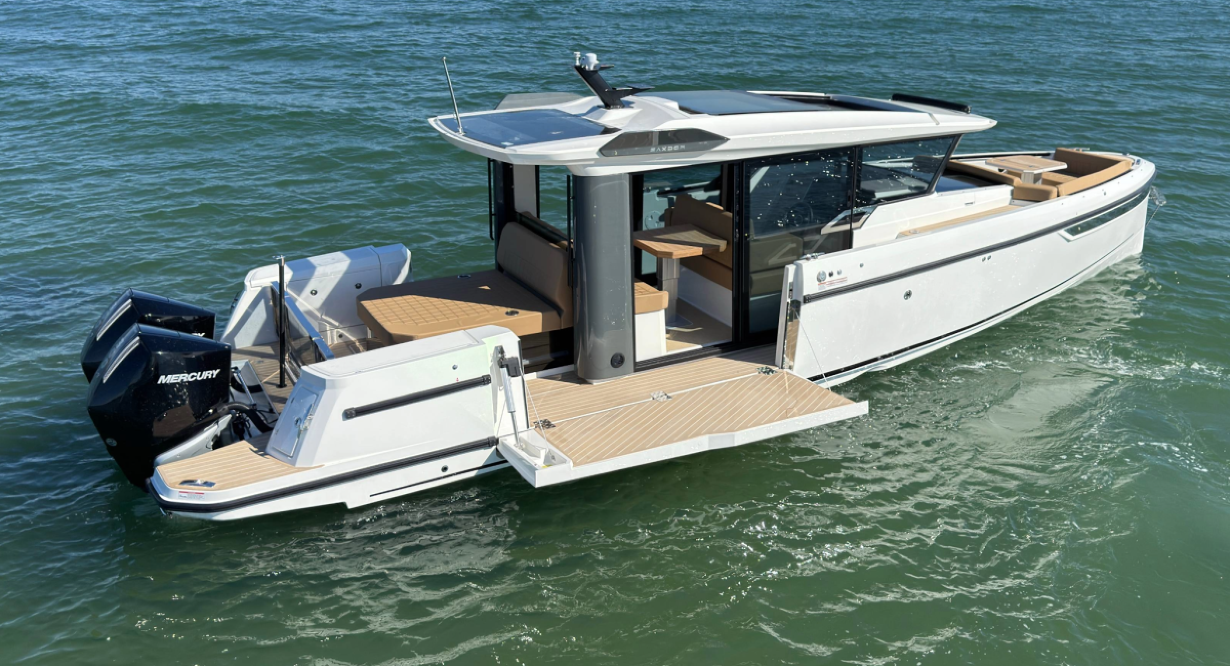 340 GTWA Saxdoryachts new honey upholstery
