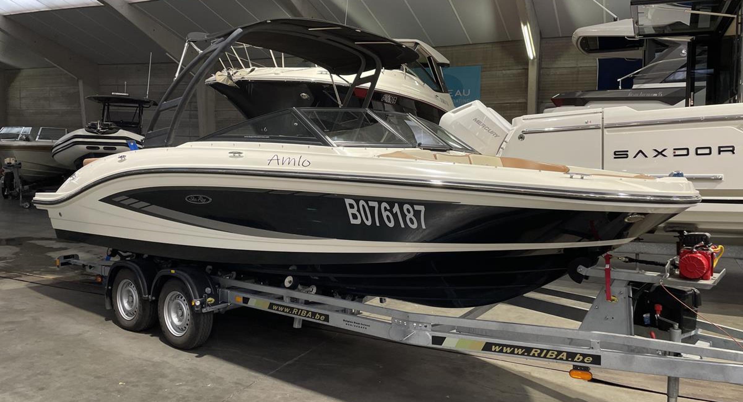 Searay 210 SPX Speedboot sportboot motorboot >Belgian Boat Service Nieuwpoort