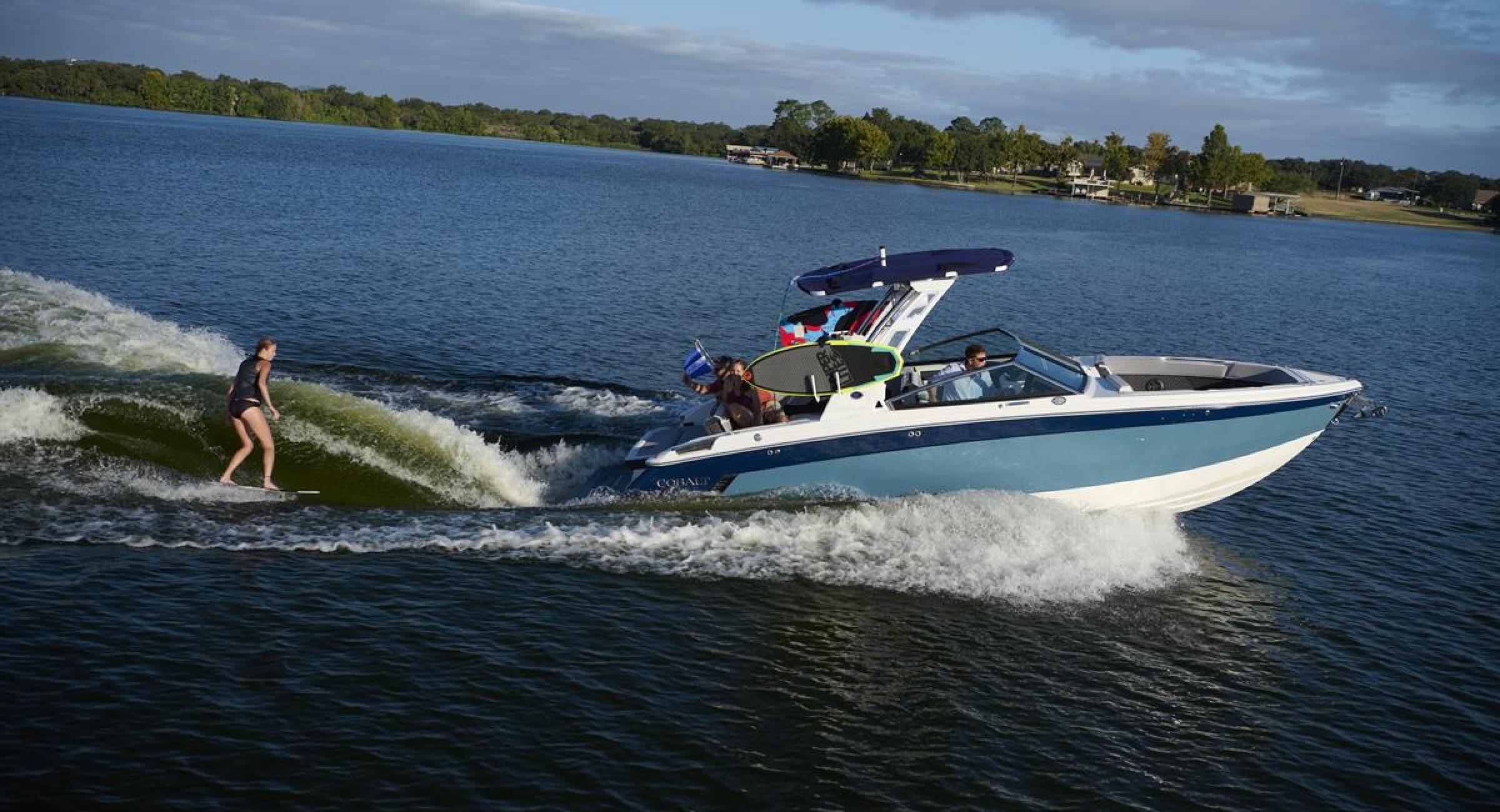 Cobaltboats R8 Surf Belgian Boat Service Nieuwpoort