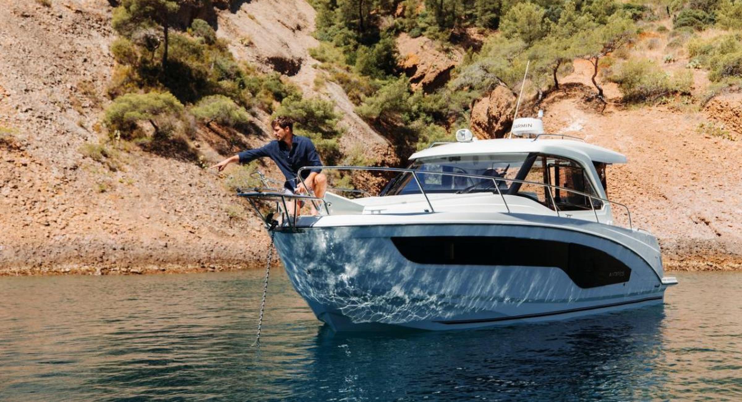 Beneteau Antaris 9 Belgian Boat Service Nieuwpoort