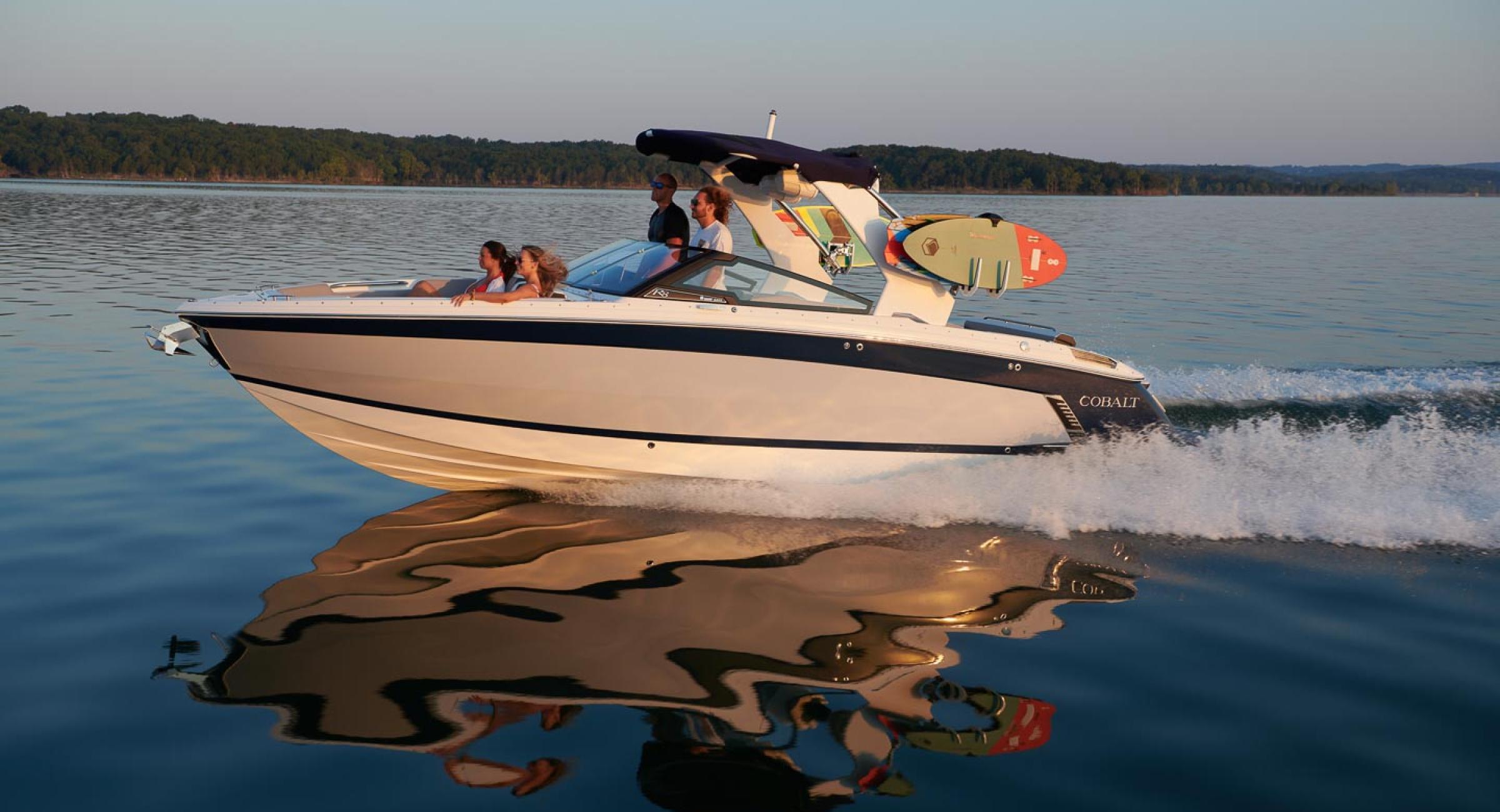 COBALTBOATS R8 SURF