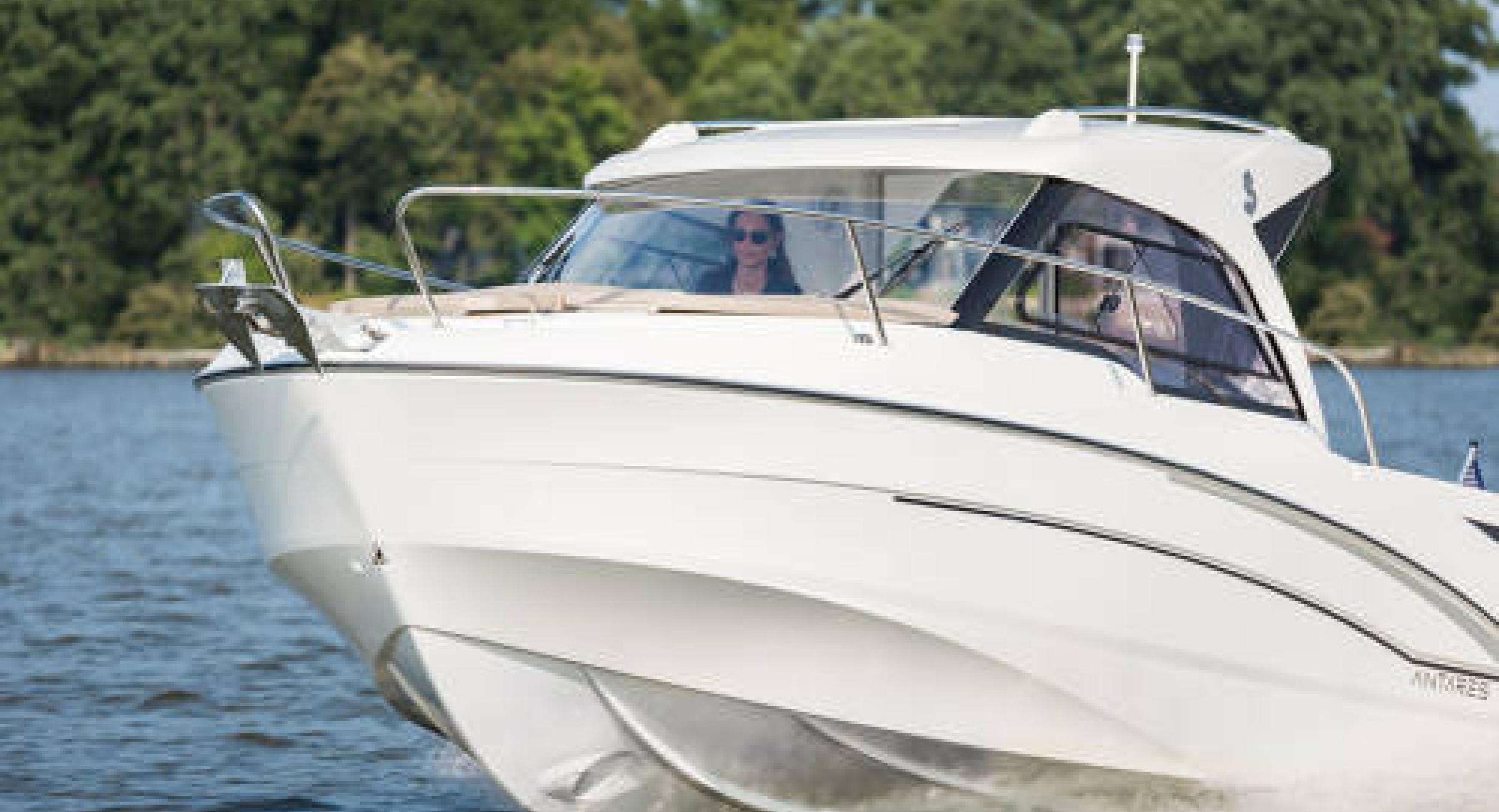 Antaris 7 Outboard