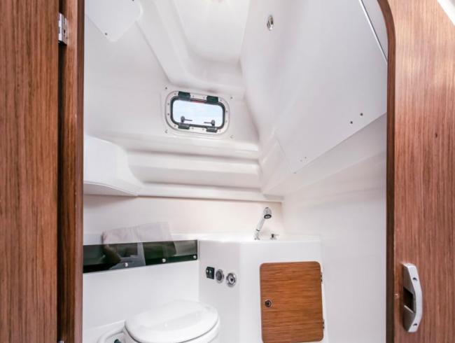 Antaris 8 Outboard