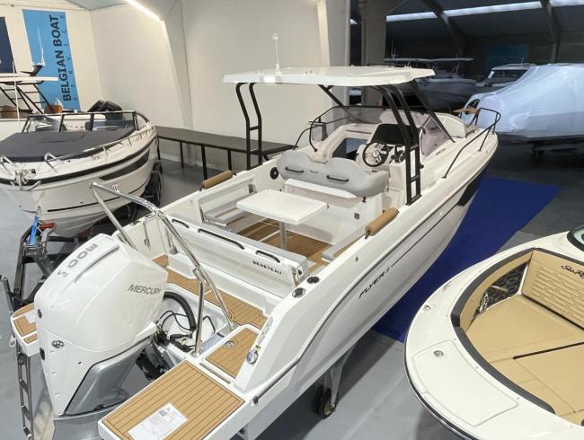 Flyer 8 Sundeck Beneteau
