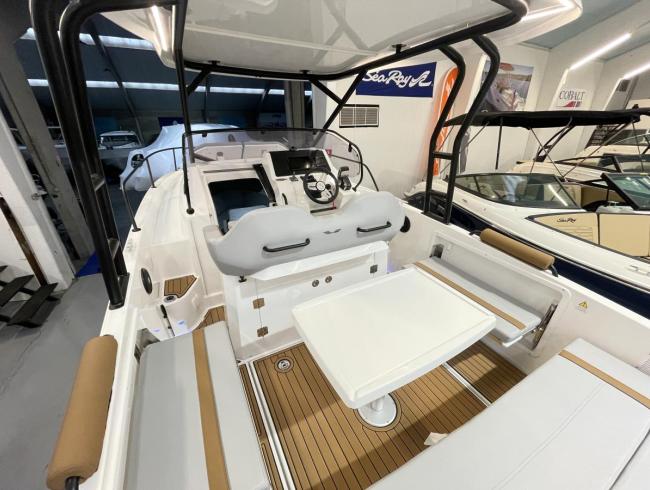 Flyer 8 Sundeck Beneteau