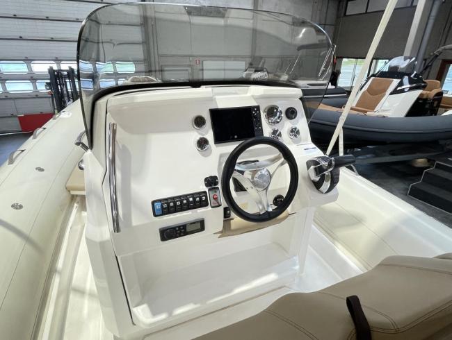 Jokerboat 28 Clubman inboard