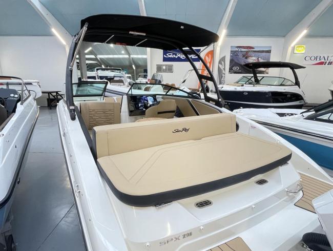 Searay 210 SPX 2024 Outboard Searayboats motorboot te koop 2dehands