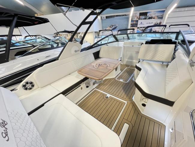 Searay 250 SDO Searayboats 