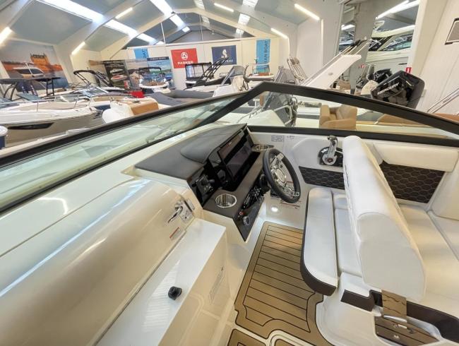 Searay 250 SDO Searayboats 