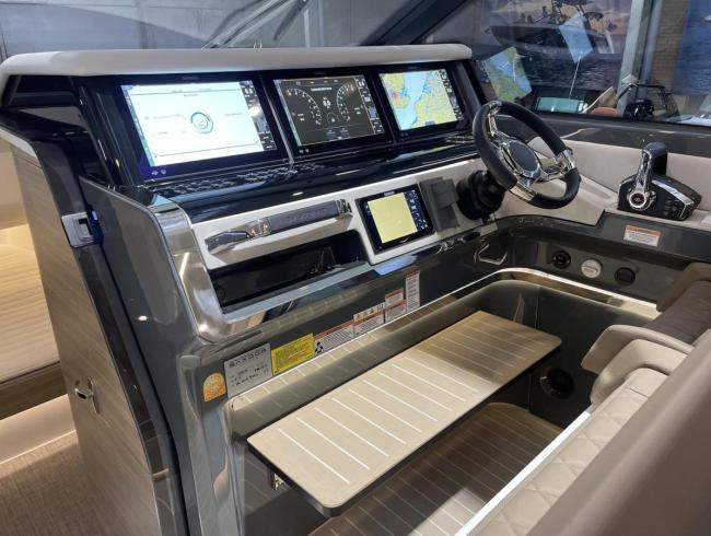 Saxdoryachts 400 GTC Saxdoryachts motorboot speedboot  motorboten