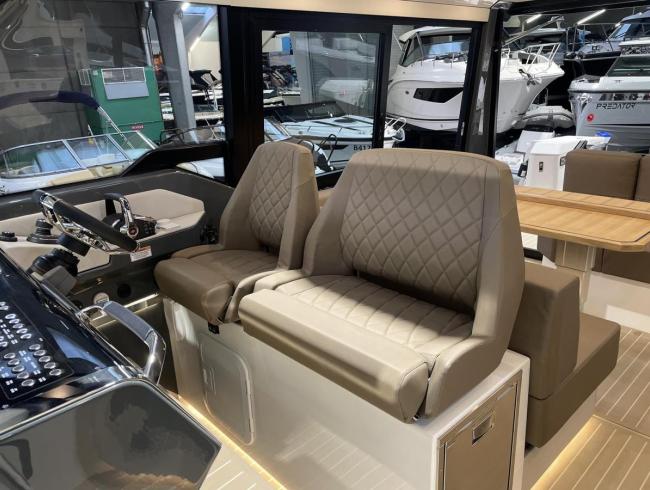 Saxdoryachts 400 GTC Saxdoryachts motorboot speedboot  motorboten