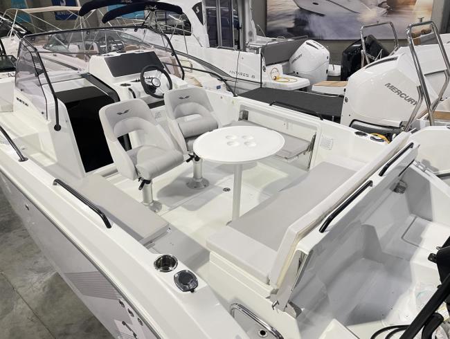 Sundeck Flyer 7 motorboot bateau à moteur