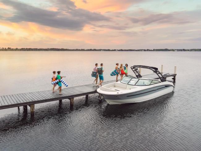 270 Searay Surf