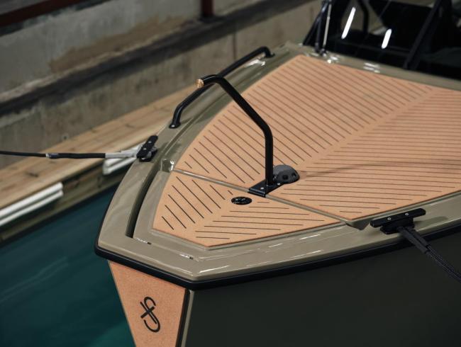 Xshore 1 moterboot