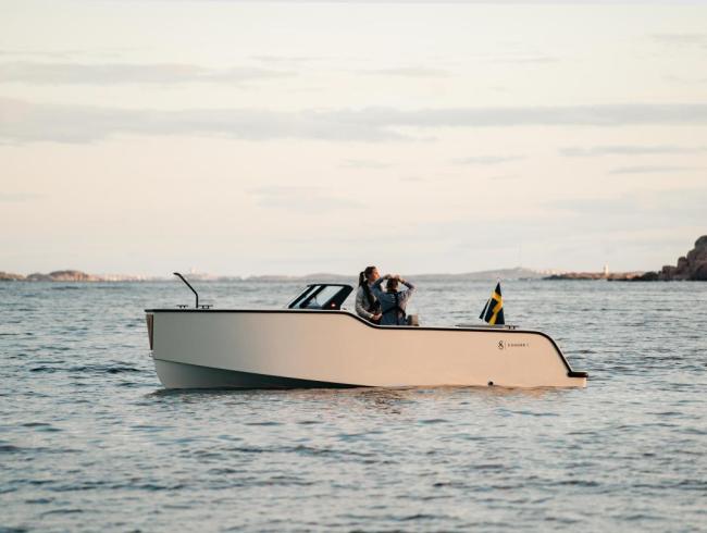 Xshore 1 moterboot