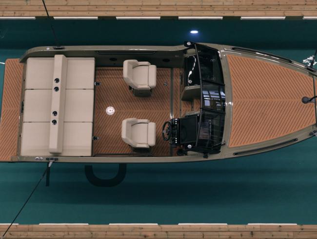 Xshore 1 moterboot