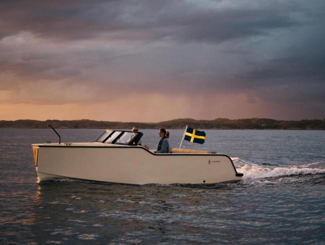 Xshore 1 moterboot