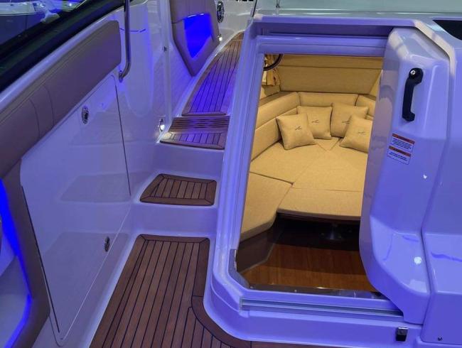 320 Searay Sundancer