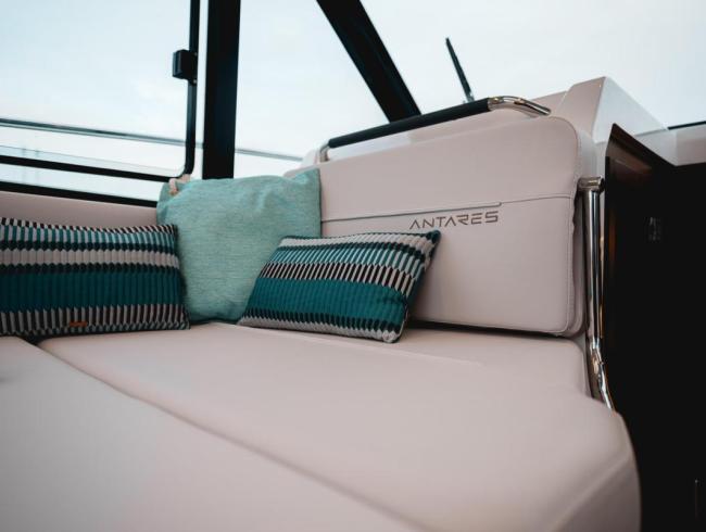 Boot te koop Beneteau Antaris 9 Belgianboatshow
