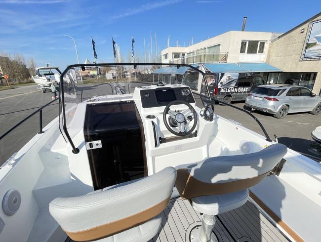 Beneteau Flyer7 motorboot te koop boten te koop 2dehands