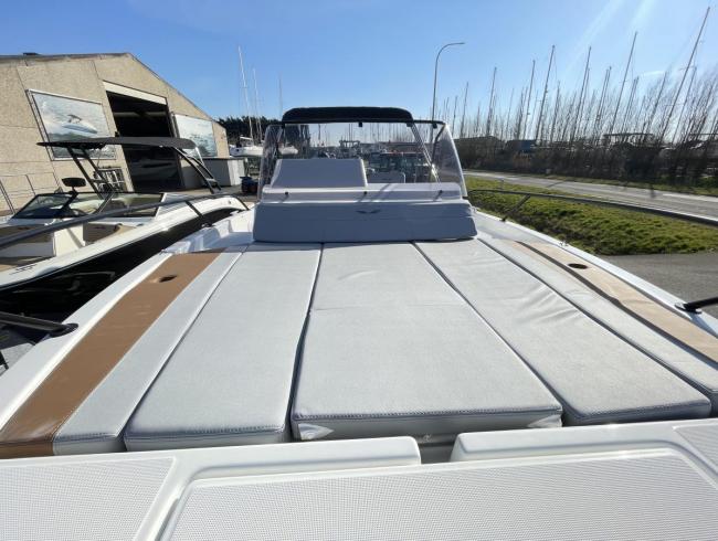 Beneteau Flyer7 motorboot te koop boten te koop 2dehands
