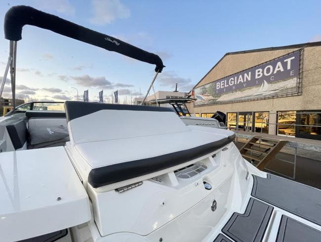230 Searay SPX