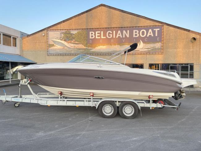 220 Sunsport Searay motorboot Belgian boat show