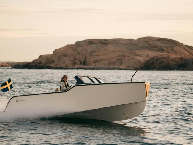 Xshore bowrider