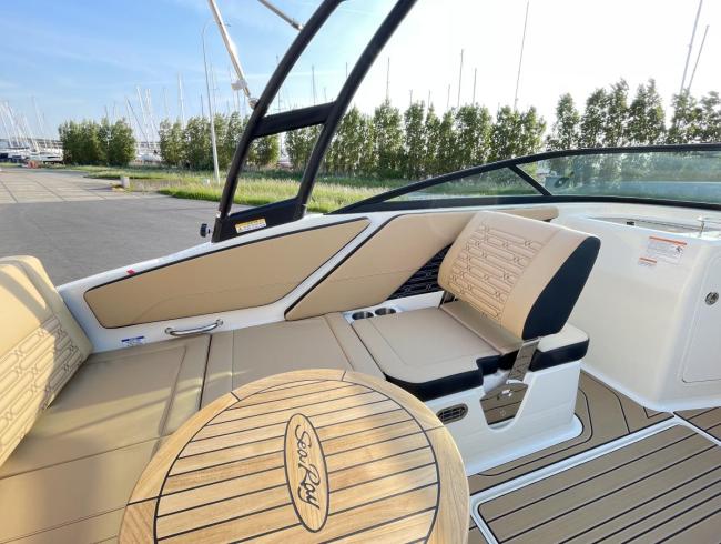 Searay 210 SPX motorboot te koop 
