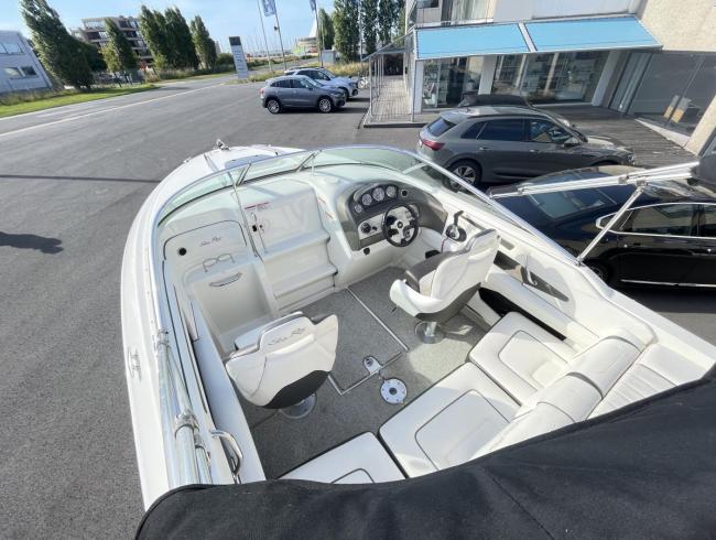220 Sunsport Searay motorboot Belgian boat show