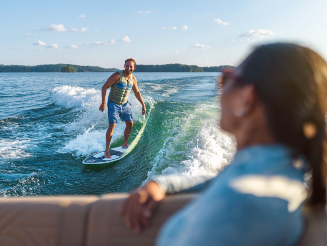 250 SDS Searayboats surfboot