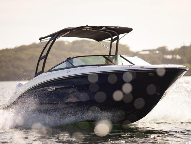 210 SPX  Searay outboard motorboot sportboot Belgian Boat Service