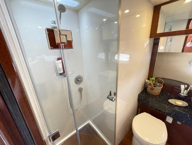 Fairline 48 Phantom motoryacht sportyacht Belgian Boat Show