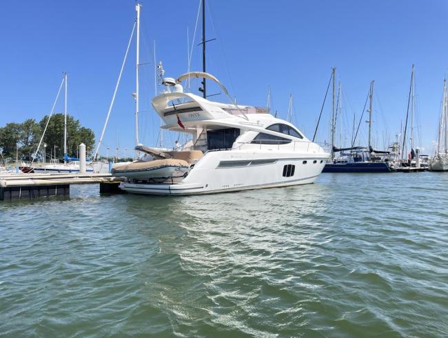 Fairline 48 Phantom motoryacht sportyacht Belgian Boat Show