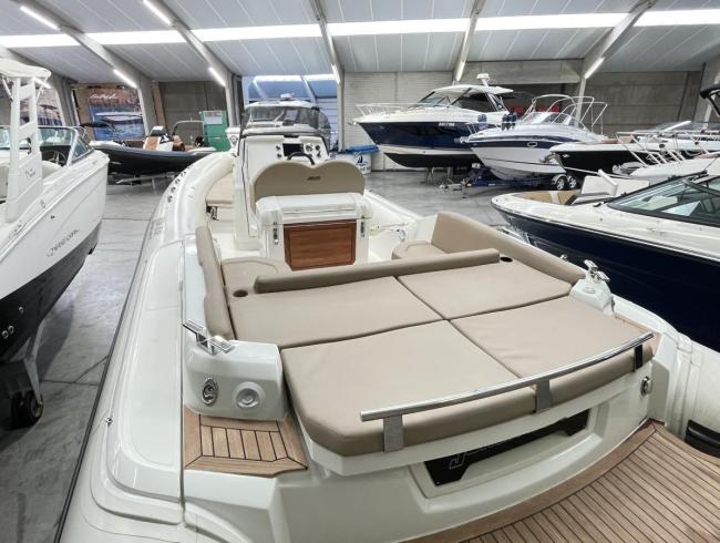 Jokerboat 28 Clubman inboard Jokerboats Semirigid Rubberboot Bruggemarinecenter Belgianboatshow motorboot sportboot