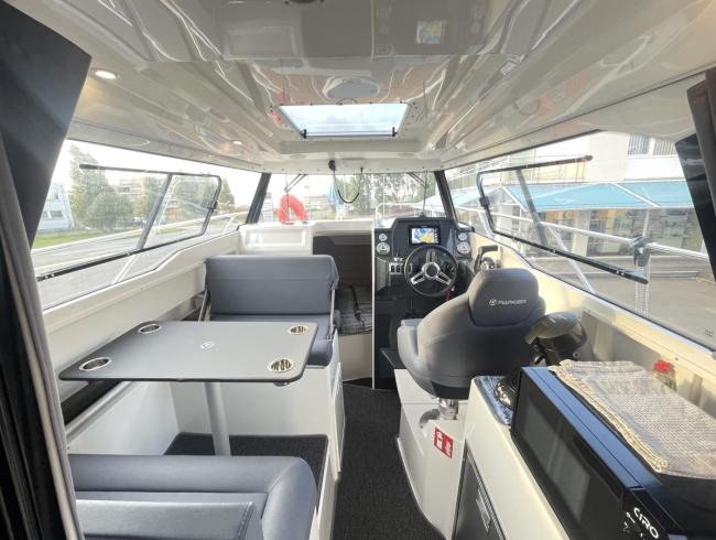Parkerboats Parker poland Cabine cruiser botentekoop motorboot speedboot Belgian Boat Show