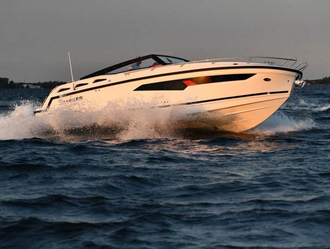 Parker 910 Odyysey motorboot botentekoop sportboot Belgian Boat Show