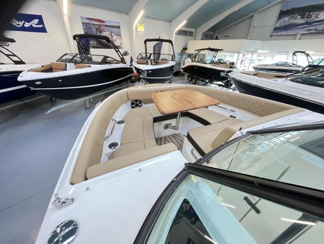 250 SDX Searayboats motorboot powerboatscenter Belgianboatshow boot te koop