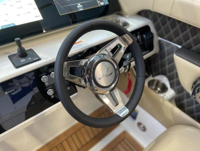 Searay 250 SLX Searay Blue Belgian Boat Show bateau à moteur Bateau de sport Powerboats