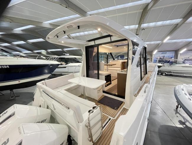 Beneteau Antaris 9 Sportcruiser sportboot Motorboot Belgian Boat Service Nieuwpoort