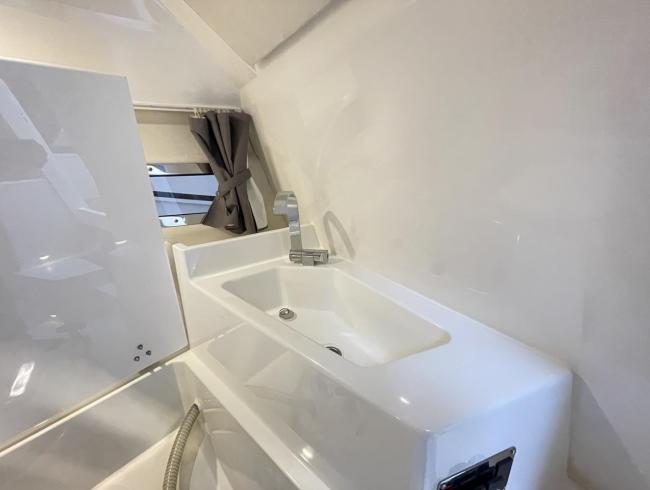 Parker 720 Adventure Belgian Boat Service Nieuwpoort Cabine boot