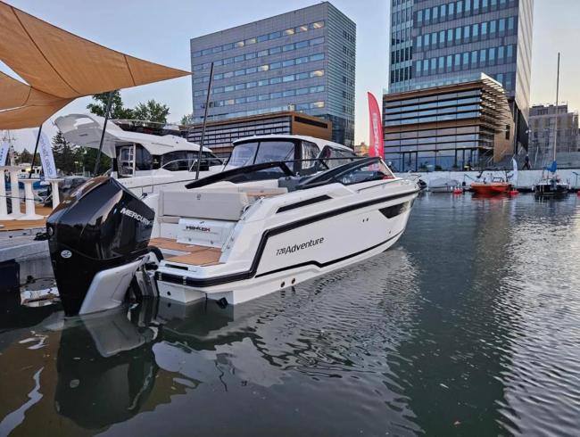 Parker 720 Adventure Belgian Boat Service Nieuwpoort Cabine boot
