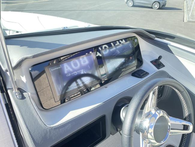 Regalboats LX4 sportboot motorboot Belgian Boat Service Nieuwpoort