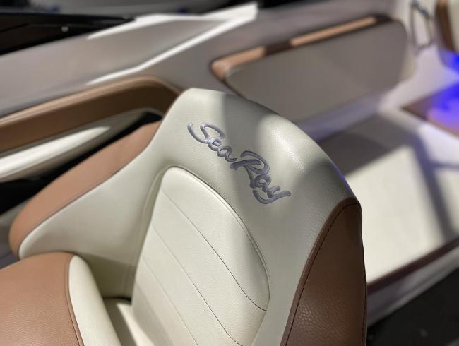 Searay 210 SPX Speedboot sportboot motorboot >Belgian Boat Service Nieuwpoort