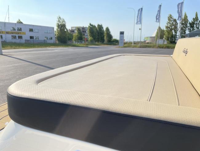 Searay 210 SPX Searayboats motorboot sportboot Belgian Boat Service Nieuwpoort