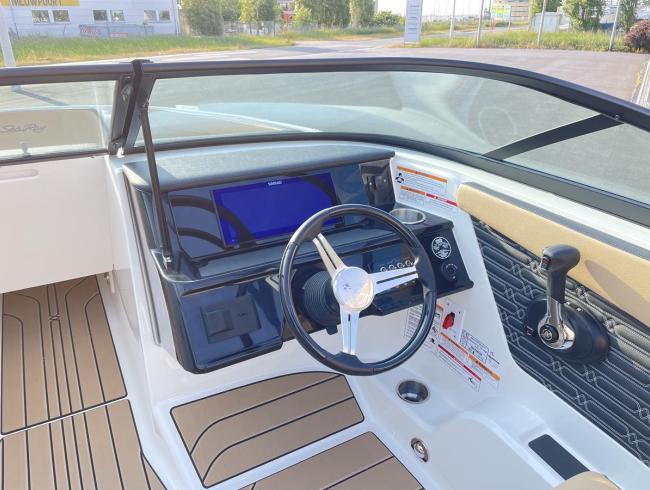 Searay 210 SPX Searayboats motorboot sportboot Belgian Boat Service Nieuwpoort