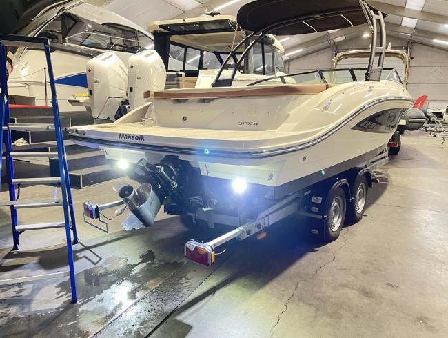 Searay 210 SPX Speedboot sportboot motorboot >Belgian Boat Service Nieuwpoort
